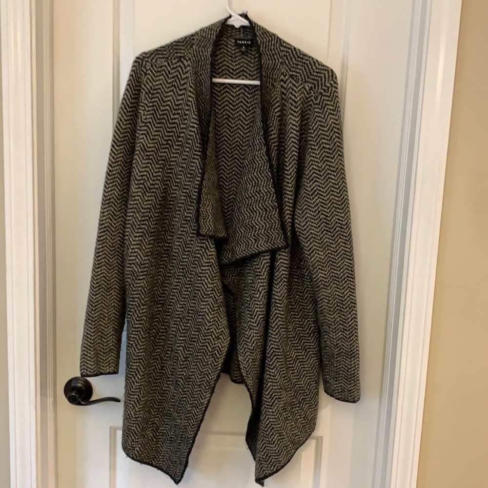 Plus Size 3X Torrid Chevron Black & Tan Cardigan